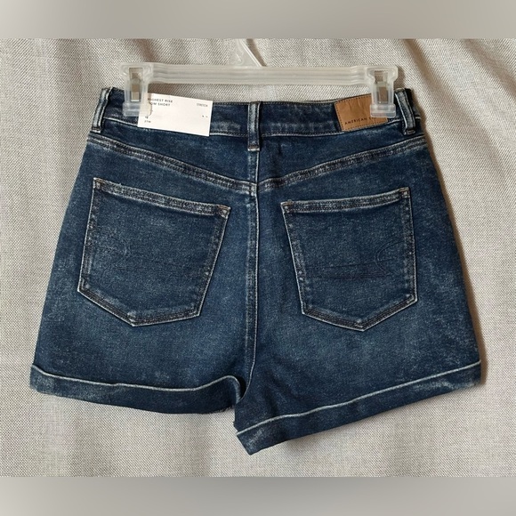 American Eagle Outfitters•women’s highest rise mom shorts•size 4•blue•NWT•new - Picture 2 of 15